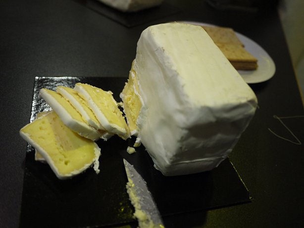 cutting-cheese